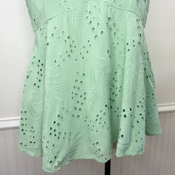 Torrid 2X Babydoll Tank Top Blouse Eyelet Ruffle Green Fairy Cottage Coquette - Picture 12 of 15